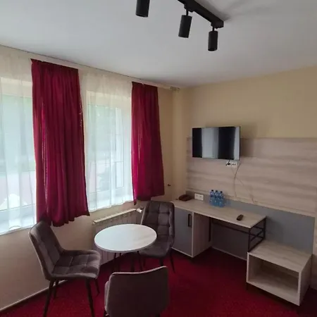 Hotel Relaks 3*